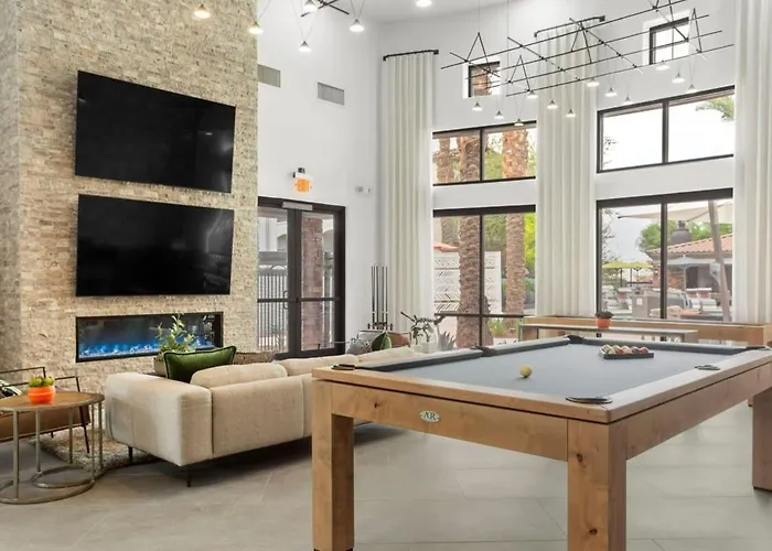 Apartment Cozysuites By The Stadium W Pool 09 *